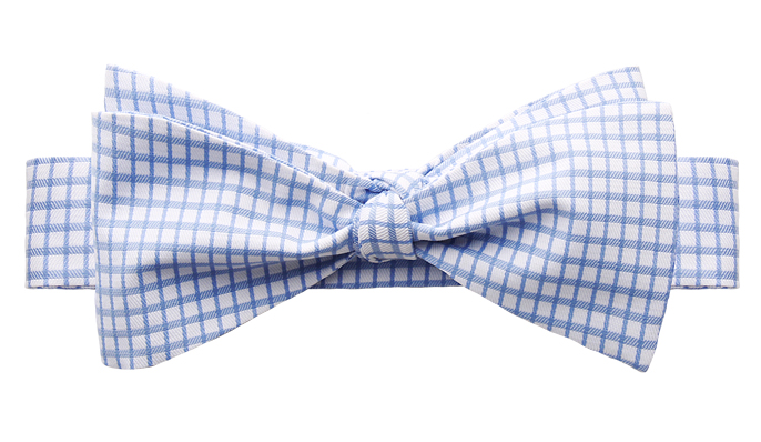 Bräutigamaccessoires Selbstgebundene Fliege weiss-blauer Wollstoff 